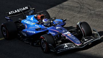 Luke Browning puts Williams on top in first hours of F1 post-season testing