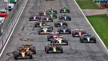 Crazy F1 silly season looms: Who dares make the first move?