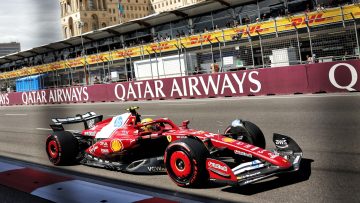 Jacques Villeneuve raises controversial theory over crucial Lewis Hamilton moment