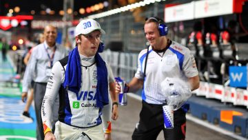 Liam Lawson highlights 'question mark' after 'big learning curve'